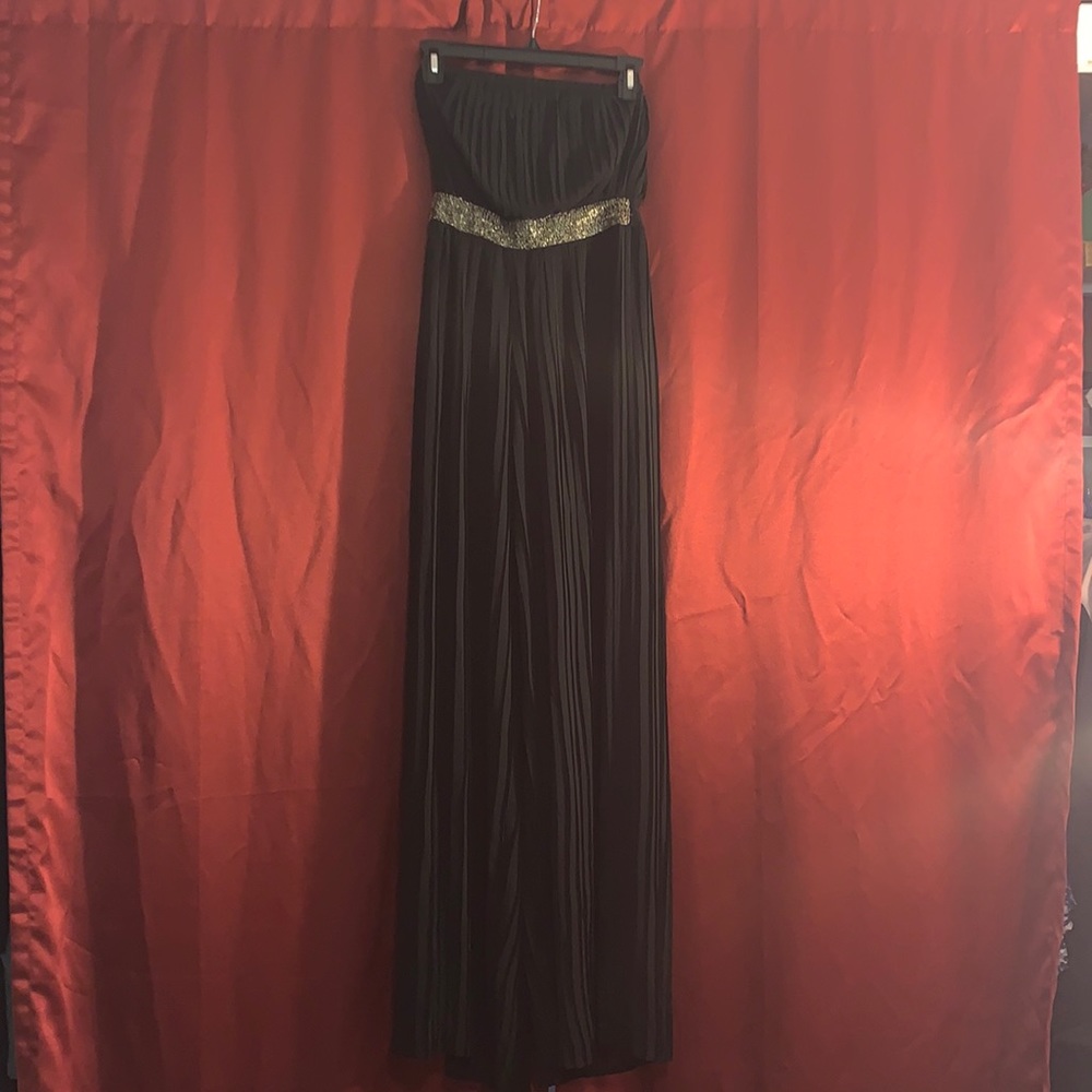 Forever21 elegant black jumpsuit